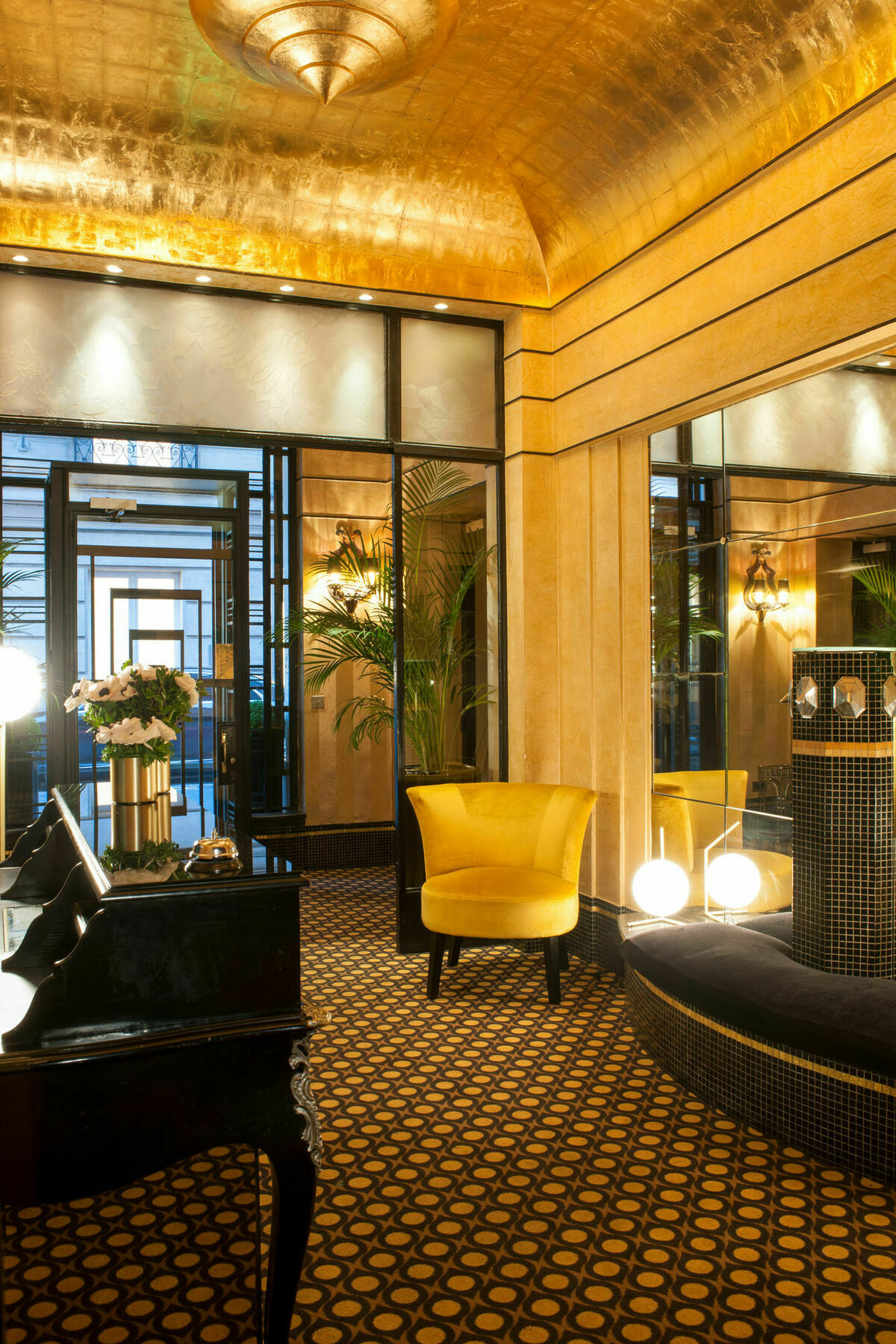 Hotel Mathis Elysees Paris Bagian luar foto
